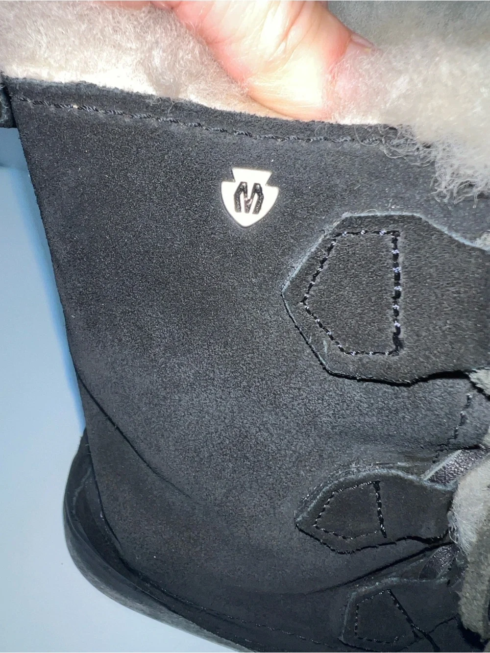 Minnetonka Black Suede Shearling Fur Laced Ankle Boots Women's Size 8 Winter